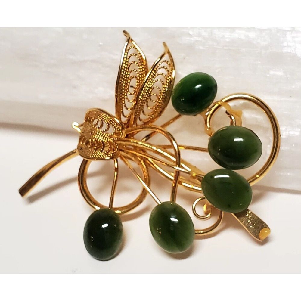 VTG Swoboda Brooch Jade Cabuchon Gold Tone Floral Filigree Pin Art Nouveau Pin